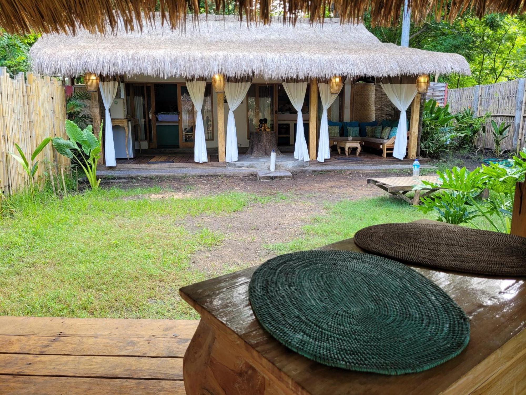 Отель Gili Matiki Гили-Эйр Экстерьер фото